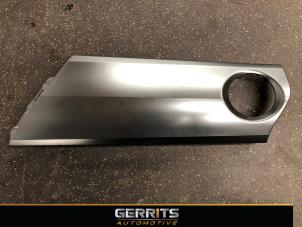 Używane Listwa ozdobna deski rozdzielczej Toyota Auris Touring Sports (E18) 1.8 16V Hybrid Cena € 38,48 Procedura marży oferowane przez Gerrits Automotive BV