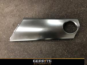 Używane Listwa ozdobna deski rozdzielczej Toyota Auris Touring Sports (E18) 1.8 16V Hybrid Cena € 38,48 Procedura marży oferowane przez Gerrits Automotive BV