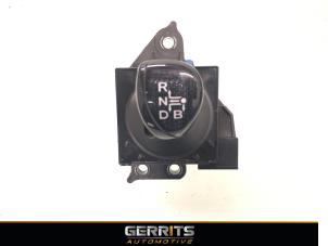 Gebruikte Selectiehendel automaat Toyota Auris Touring Sports (E18) 1.8 16V Hybrid Prijs € 54,98 Margeregeling aangeboden door Gerrits Automotive BV