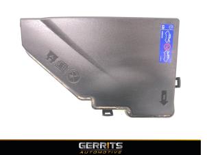 Gebruikte Zekeringkast Volvo XC60 II (UZ) 2.0 T8 16V Recharge, Twin Engine AWD Prijs € 21,98 Margeregeling aangeboden door Gerrits Automotive BV