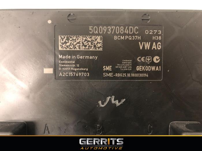 Dator , karosskontroll (BCM) från en Audi A3 Sportback (8VA/8VF) 1.5 TFSI 16V 2018