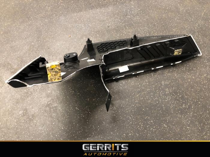 C-stijl afdekkap links van een Alfa Romeo Giulia (952) 2.9 Bi-Turbo V6 24V Quadrifoglio Verde 2017