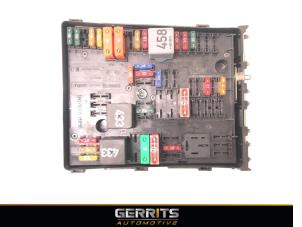 Begagnade Säkringsbox Volkswagen Caddy III (2KA,2KH,2CA,2CH) 1.9 TDI Pris € 98,98 Marginaltabell erbjuds av Gerrits Automotive BV