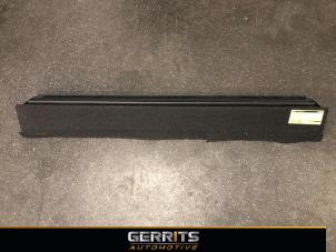 Gebruikte Bekleding bagageruimte Volkswagen Golf VII Variant (AUVV) 1.6 TDI BMT 16V Prijs € 32,98 Margeregeling aangeboden door Gerrits Automotive BV