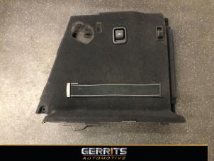 Begagnade List, bagageutrymme BMW X3 (F25) xDrive30d 24V Pris € 38,48 Marginaltabell erbjuds av Gerrits Automotive BV