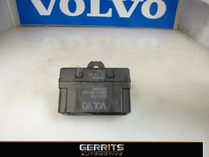 Gebruikte Stoelverwarmings module Volvo C30 (EK/MK) 1.6 D 16V Prijs € 21,98 Margeregeling aangeboden door Gerrits Automotive BV