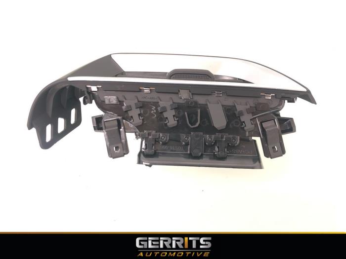 Luftmunstycke, instrumentbräda från en Renault Clio V (RJAB) 1.6 E-Tech 140 16V 2021