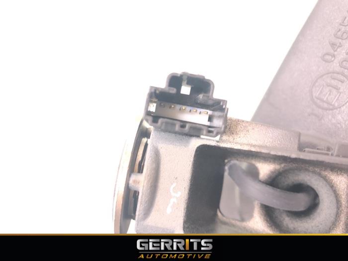 Backspegel från en Ford Fiesta 7 1.0 EcoBoost 12V 100 2018