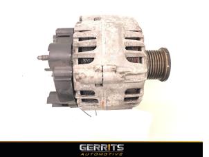 Begagnade Dynamo Renault Captur (2R) 1.2 TCE 16V EDC Pris € 54,98 Marginaltabell erbjuds av Gerrits Automotive BV