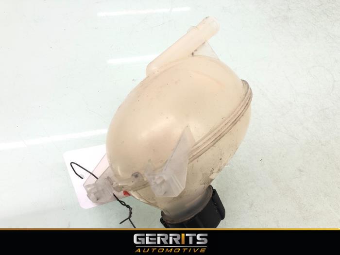 Expansionskärl från en Renault Captur (2R) 0.9 Energy TCE 12V 2016