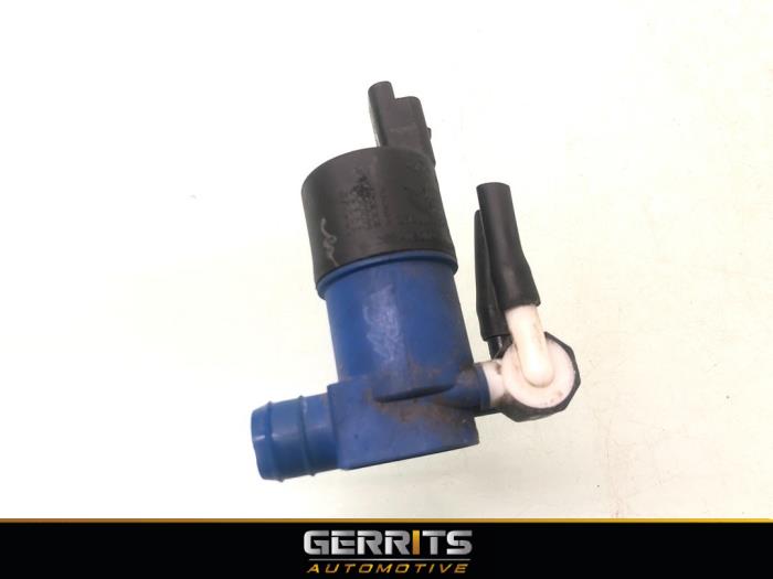Pump, vindrutespolare från en Renault Captur (2R) 0.9 Energy TCE 12V 2016