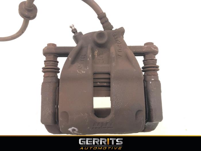 Främre bromsok, höger från en Renault Captur (2R) 0.9 Energy TCE 12V 2016