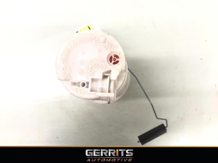 Elektrisk bränslepump från en Renault Captur (2R) 0.9 Energy TCE 12V 2016