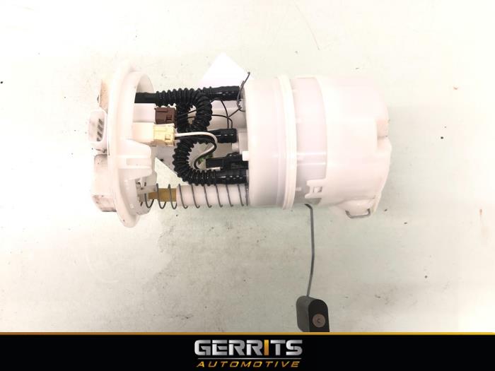 Elektrisk bränslepump från en Renault Captur (2R) 0.9 Energy TCE 12V 2016