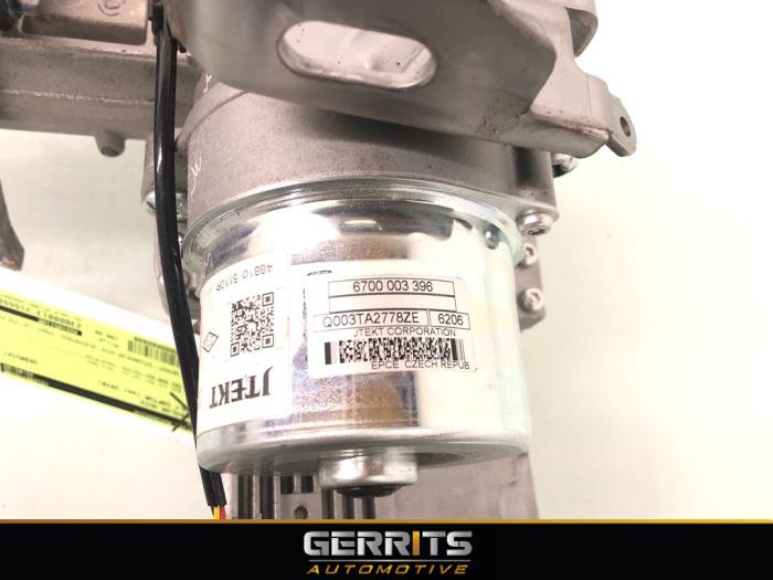 Rattstångshölje från en Renault Captur (2R) 0.9 Energy TCE 12V 2016