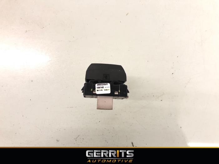 Farthållarknapp från en Renault Captur (2R) 0.9 Energy TCE 12V 2016