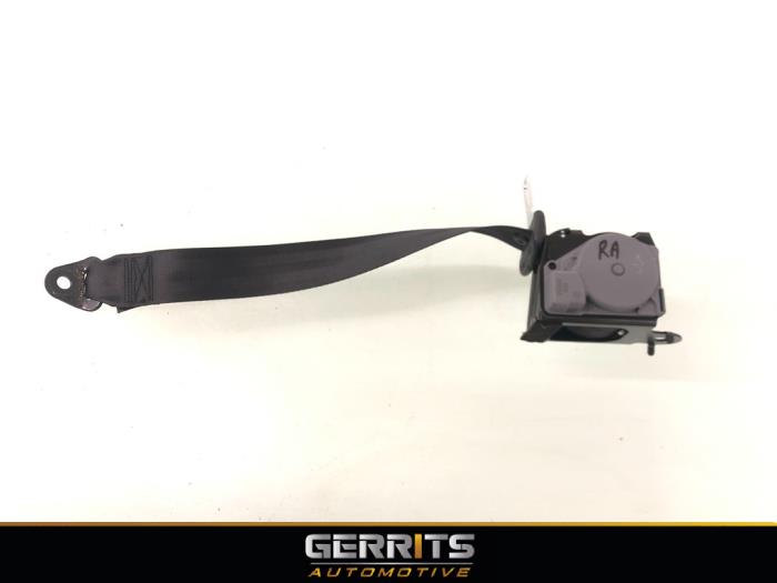 Bakre säkerhetsbälte, höger från en Renault Captur (2R) 0.9 Energy TCE 12V 2016