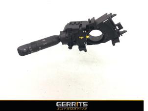 Gebruikte Richtingaanwijzer Schakelaar Kia Picanto (JA) 1.0 DPi 12V Prijs € 43,98 Margeregeling aangeboden door Gerrits Automotive BV