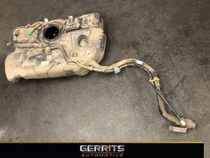 Gebruikte Tank Opel Astra K Sports Tourer 1.2 Turbo 12V Prijs € 164,98 Margeregeling aangeboden door Gerrits Automotive BV