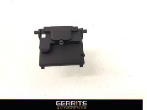 Begagnade Framåtriktad kamera Ford Focus 4 1.0 Ti-VCT EcoBoost 12V 100 Pris € 164,98 Marginaltabell erbjuds av Gerrits Automotive BV