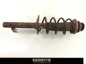 Używane Amortyzator prawy przód Citroen C1 1.0 12V Cena € 19,99 Procedura marży oferowane przez Gerrits Automotive BV