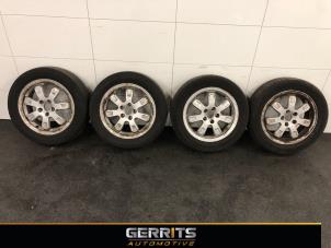 Gebruikte Velgen set + banden Volkswagen Polo V (6R) 1.2 TDI 12V BlueMotion Prijs € 219,98 Margeregeling aangeboden door Gerrits Automotive BV