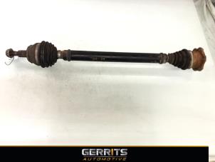 Gebruikte Homokineetas rechts-voor Volkswagen Golf IV (1J1) 2.3 V5 GTI Prijs € 54,98 Margeregeling aangeboden door Gerrits Automotive BV