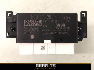 Gebruikte PDC Module Skoda Fabia III Combi (NJ5) 1.4 TDI 16V 90 Greentech Prijs € 49,99 Margeregeling aangeboden door Gerrits Automotive BV