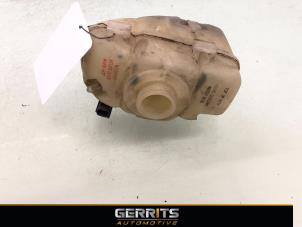 Gebruikte Koelvloeistof Reservoir Volvo S60 I (RS/HV) 2.4 20V 170 Prijs € 19,99 Margeregeling aangeboden door Gerrits Automotive BV