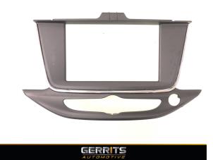 Gebruikte Radio omlijsting Opel Astra K 1.0 Turbo 12V Prijs € 24,99 Margeregeling aangeboden door Gerrits Automotive BV