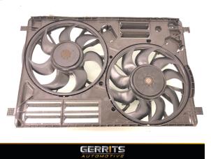 Używane Wentylator Ford Kuga II (DM2) 1.5 EcoBoost 16V 120 Cena € 119,99 Procedura marży oferowane przez Gerrits Automotive BV