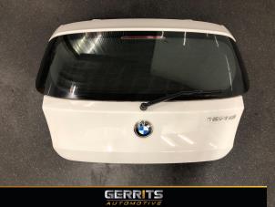 Begagnade Baklucka BMW 1 serie (E81) 123d 16V . Pris € 99,99 Marginaltabell erbjuds av Gerrits Automotive BV