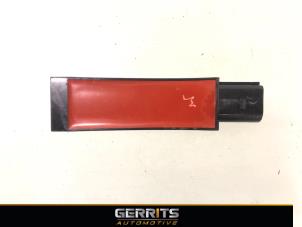 Gebruikte Keyless entry antenne Volkswagen T-Roc I 1.5 TSI Evo BMT 16V Prijs € 19,99 Margeregeling aangeboden door Gerrits Automotive BV
