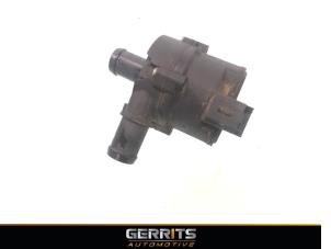 Begagnade Extra vattenpump Opel Vivaro 1.6 CDTi BiTurbo 145 Pris € 30,24 Inklusive moms erbjuds av Gerrits Automotive BV