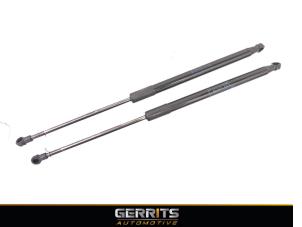 Begagnade Set med gasfjädrar, baklucka BMW 1 serie (F20) 120i 1.6 16V Pris € 19,99 Marginaltabell erbjuds av Gerrits Automotive BV