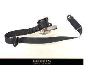 Begagnade Främre säkerhetsbälte, höger Suzuki Alto 1.0 12V Pris € 74,99 Marginaltabell erbjuds av Gerrits Automotive BV