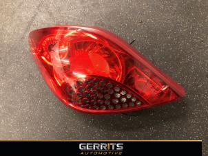 Gebruikte Achterlicht links Peugeot 207/207+ (WA/WC/WM) 1.4 16V Prijs € 29,99 Margeregeling aangeboden door Gerrits Automotive BV
