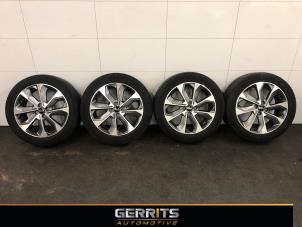 Begagnade Hjuluppsättning + däck Kia Stonic (YB) 1.0i T-GDi 12V Pris € 599,99 Marginaltabell erbjuds av Gerrits Automotive BV