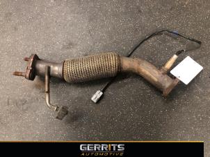 Begagnade Avgassystem, främre del Kia Stonic (YB) 1.0i T-GDi 12V Pris € 74,99 Marginaltabell erbjuds av Gerrits Automotive BV