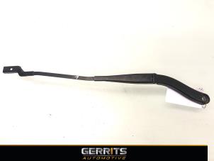 Gebruikte Ruitenwisserarm voor Fiat Talento 1.6 EcoJet BiTurbo 125 Prijs € 24,19 Inclusief btw aangeboden door Gerrits Automotive BV