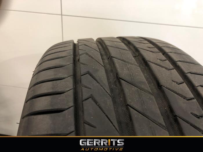 Hjuluppsättning + däck från en Mercedes-Benz C (W204) 3.0 C-280 V6 24V 2007