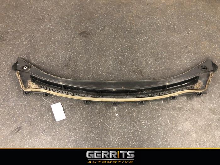 Paravan van een Opel Astra K Sports Tourer 1.6 CDTI 110 16V 2016