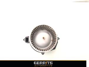 Używane Silnik wentylatora nagrzewnicy Peugeot Partner (GC/GF/GG/GJ/GK) 1.6 BlueHDi 100 Cena € 90,74 Z VAT oferowane przez Gerrits Automotive BV
