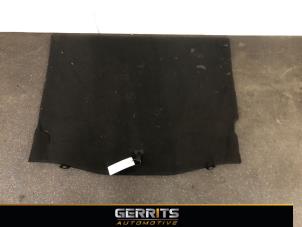 Używane Plyta podlogowa bagaznika Ford Focus 3 1.6 TDCi ECOnetic Cena € 74,99 Procedura marży oferowane przez Gerrits Automotive BV