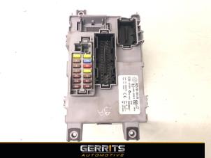 Gebruikte Zekeringkast Opel Combo 1.3 CDTI 16V ecoFlex Prijs € 78,64 Inclusief btw aangeboden door Gerrits Automotive BV