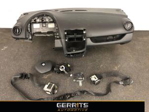 Gebruikte Airbag Set + Module Renault Clio IV (5R) 0.9 Energy TCE 90 12V Prijs € 649,99 Margeregeling aangeboden door Gerrits Automotive BV