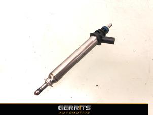 Gebruikte Injector (benzine injectie) Mercedes A (177.0) 2.0 A-250 Turbo 16V Prijs € 39,99 Margeregeling aangeboden door Gerrits Automotive BV