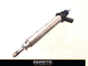 Gebruikte Injector (benzine injectie) Mercedes A (177.0) 2.0 A-250 Turbo 16V Prijs € 39,99 Margeregeling aangeboden door Gerrits Automotive BV