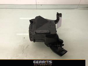 Begagnade Luftfilterhus Ford C-Max (DXA) 1.6 SCTi 16V Pris € 49,99 Marginaltabell erbjuds av Gerrits Automotive BV