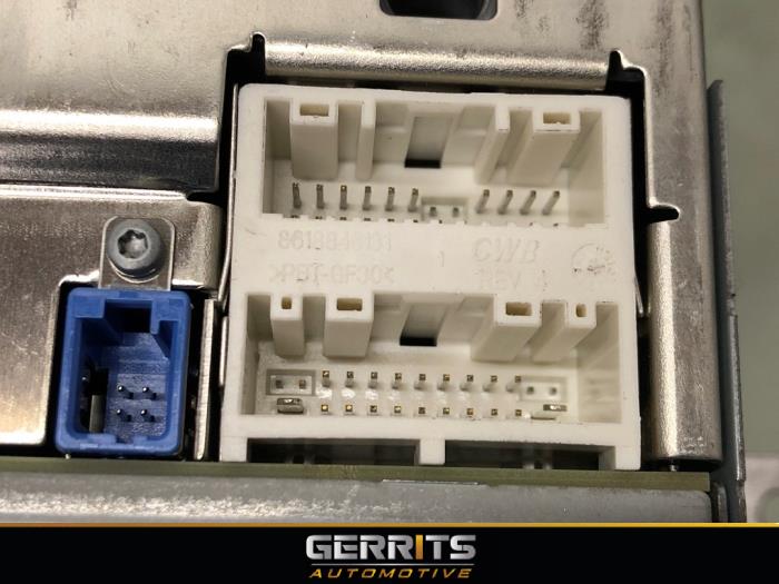 Navigeringssystem från en Nissan Micra (K13) 1.2 12V DIG-S 2015